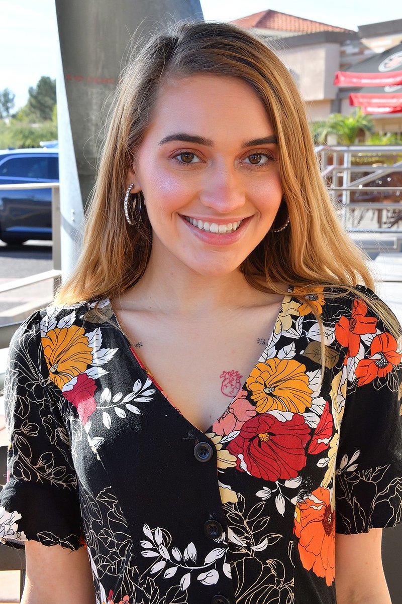 Оксана, 23